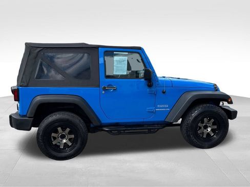 Used 2012 Jeep Wrangler Sport AWD/4WD image 3