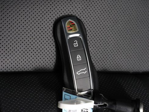 New 2026 Porsche Cayenne GTS image 23