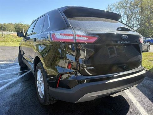 Used 2024 Ford Edge SEL AWD/4WD image 6