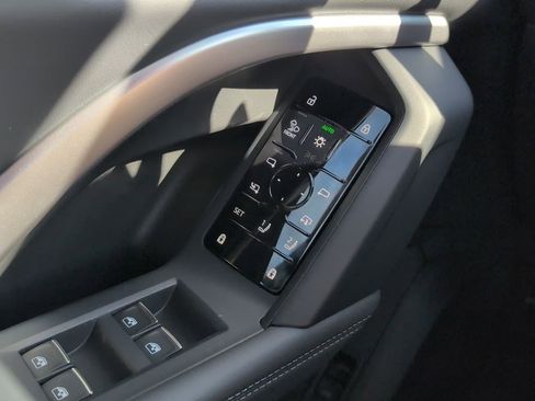 New 2025 Audi Q5 Premium Plus image 13