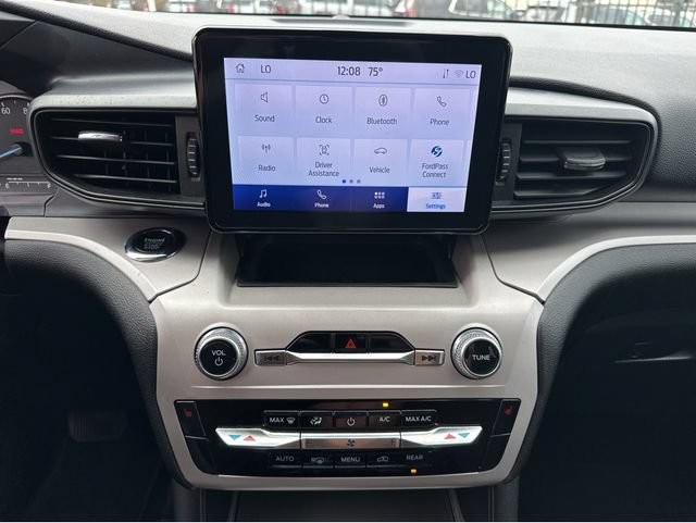 Used 2023 Ford Explorer XLT RWD image 26