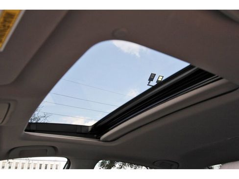 Used 2019 Honda Accord EX image 29