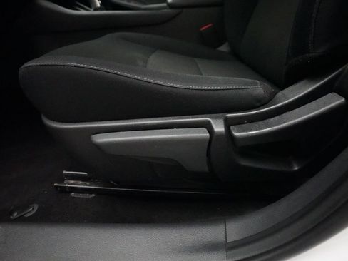 Used 2024 Nissan Sentra SV FWD image 28