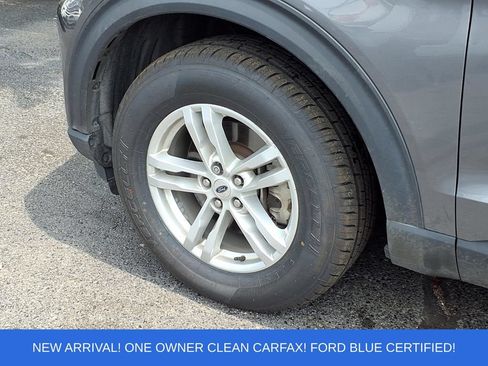 Certified 2023 Ford Explorer XLT w/ Equipment Group 202A AWD/4WD image 9