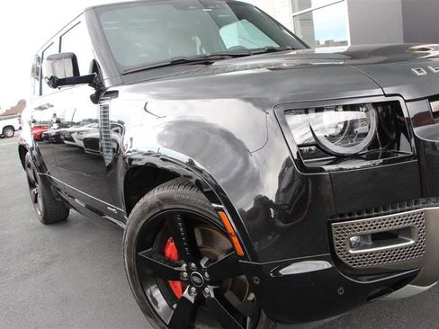 Used 2020 Land Rover Defender 110 X AWD/4WD image 41