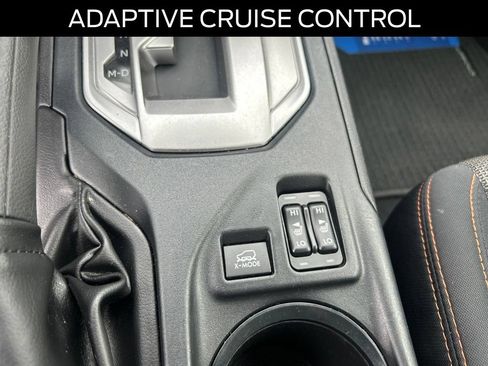 Used 2020 Subaru Crosstrek 2.0i Premium AWD/4WD image 19