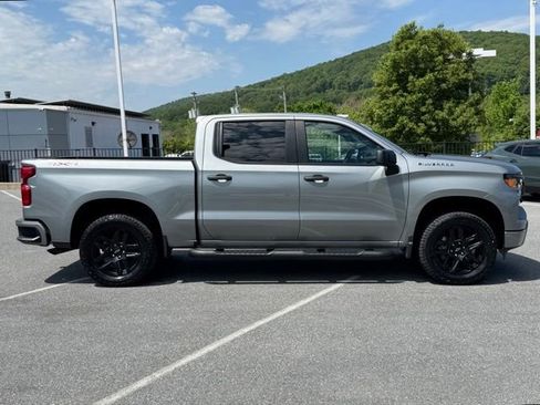 Certified 2023 Chevrolet Silverado 1500 Custom AWD/4WD image 14
