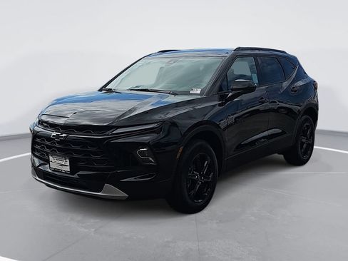 New 2026 Chevrolet Blazer LT w/ Midnight/Sport Edition FWD image 7