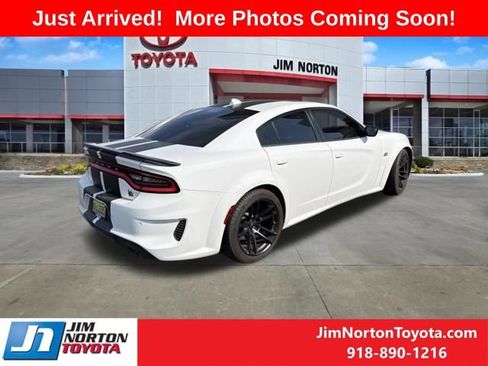 Used 2023 Dodge Charger Scat Pack RWD image 4