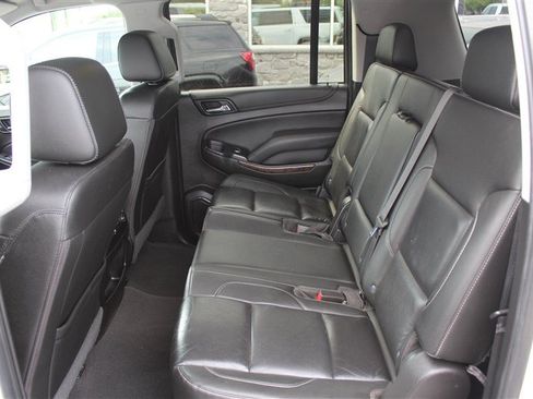 Used 2019 Chevrolet Suburban LT AWD/4WD image 15