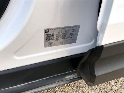 Used 2023 GMC Terrain SLE image 35