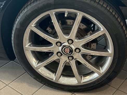 Used 2009 Cadillac XLR V w/ Weather Veil Package RWD image 9