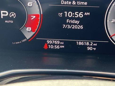 Used 2019 Audi Q3 2.0T Premium Plus w/ Premium Plus Package AWD/4WD image 22