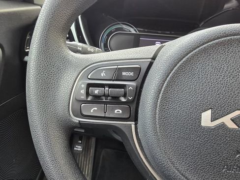 Used 2022 Kia Niro LX FWD image 37