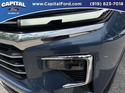 Used 2026 Chevrolet Traverse LT w/ Driver Confidence Package FWD image 11