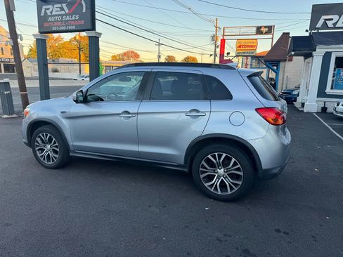 Used 2017 Mitsubishi Outlander Sport SEL image 4