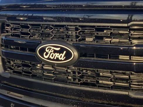 Used 2025 Ford F150 Lariat image 7