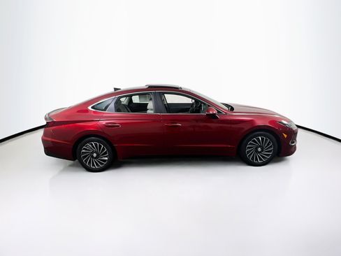 Used 2023 Hyundai Sonata Limited FWD image 4
