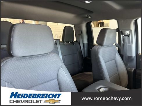 Used 2023 Chevrolet Silverado 1500 LT AWD/4WD image 33