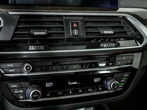 Used 2019 BMW X3 xDrive30i w/ Premium Package image 32