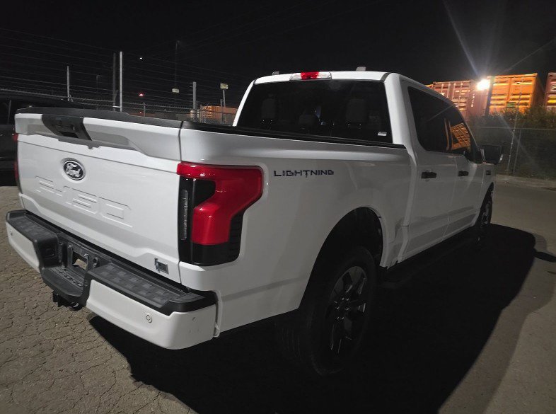 Used 2024 Ford F150 Lightning XLT w/ Max Trailer Tow Package AWD/4WD image 4