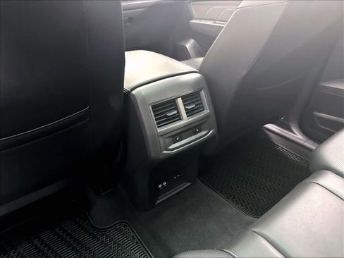 Used 2023 Volkswagen Atlas Cross Sport SEL Premium R-Line AWD/4WD image 13