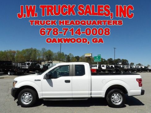Used 2018 Ford F150 XL w/ XL Power Equipment Group RWD image 2