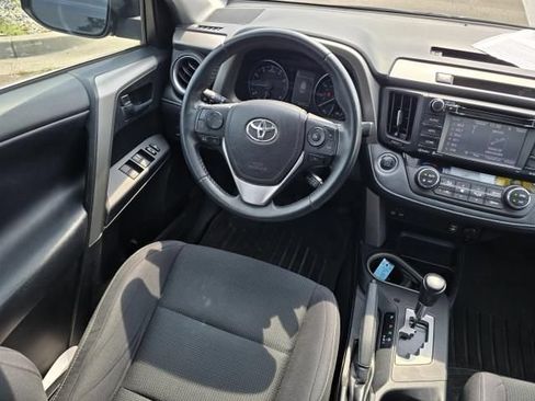 Used 2018 Toyota RAV4 XLE w/ Plus Extra Value Package AWD/4WD image 13