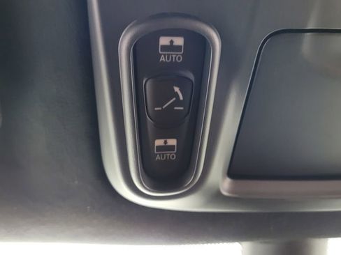 New 2026 Chrysler Pacifica Pinnacle image 28