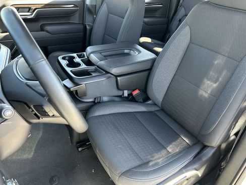 Used 2024 GMC Sierra 1500 Elevation image 19