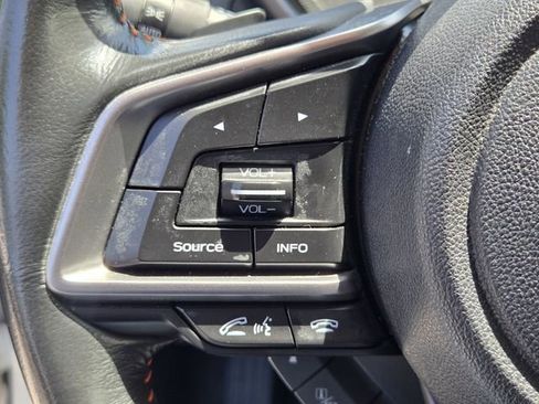 Used 2020 Subaru Crosstrek 2.0i Limited w/ Moonroof Package w/Navigation AWD/4WD image 25