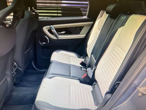 Used 2022 Land Rover Discovery Sport S R-Dynamic image 10