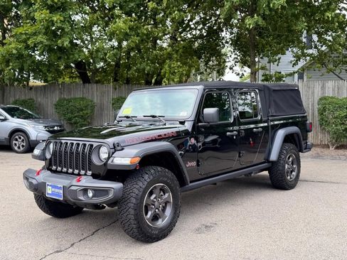 Used 2021 Jeep Gladiator Rubicon w/ Trailer Tow Package AWD/4WD image 2