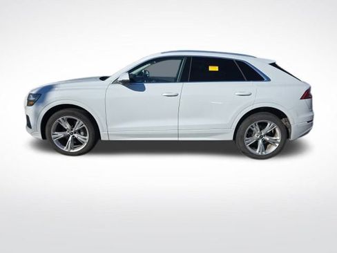 Used 2023 Audi Q8 Premium Plus image 4