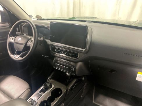Used 2025 Ford Bronco Sport Badlands image 14