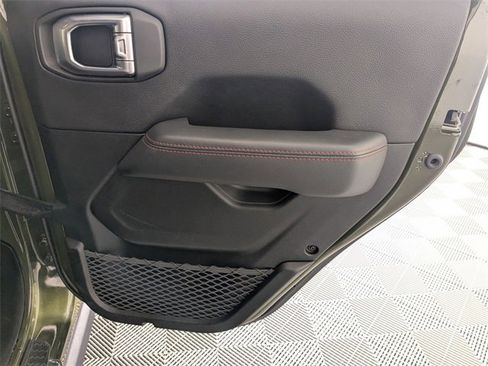 Used 2021 Jeep Wrangler Unlimited Rubicon w/ Dual Top Group image 31