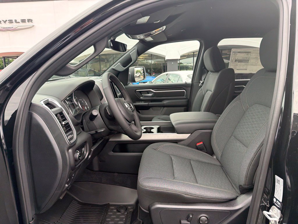 New 2026 RAM 1500 Big Horn w/ Night Edition AWD/4WD image 31