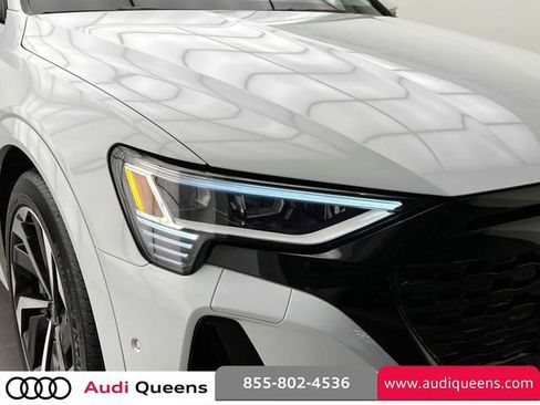 Used 2024 Audi Q8 e-tron Premium Plus w/ Premium Plus Package AWD/4WD image 7