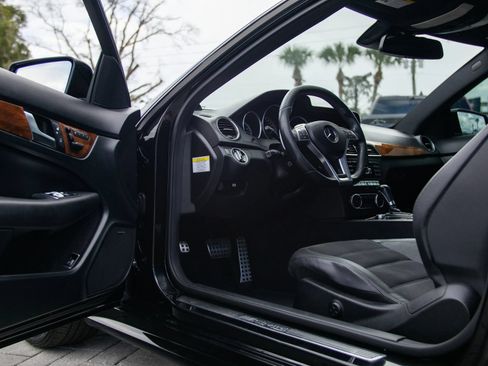 Used 2012 Mercedes-Benz C 63 AMG Coupe w/ Comand Single Disc Pkg image 16