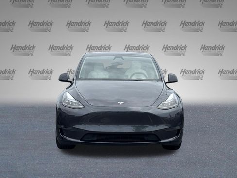 Used 2025 Tesla Model Y Performance AWD/4WD image 3
