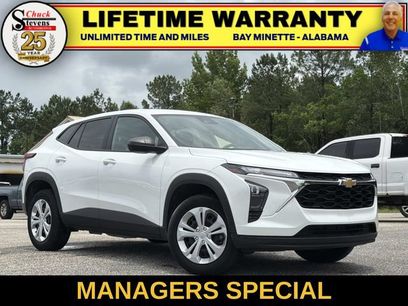 Used 2025 Chevrolet Trax LS