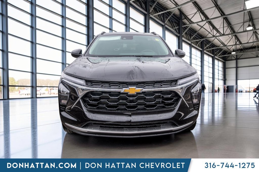 New 2026 Chevrolet Trax LT w/ LT Convenience Package FWD image 23