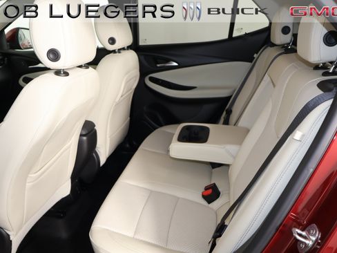Used 2022 Buick Encore GX Essence FWD image 12