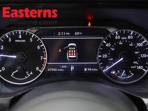 Used 2024 Nissan Pathfinder SV AWD/4WD image 18