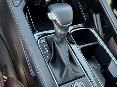 Used 2024 Kia Telluride SX w/ Towing Package image 38