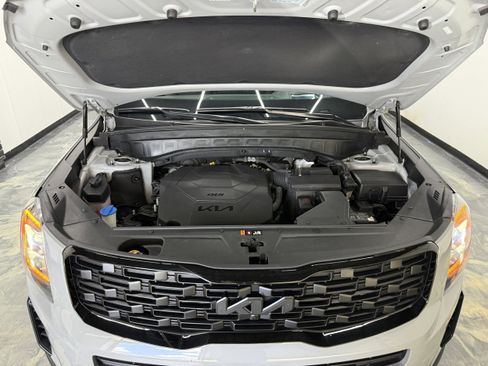 Used 2022 Kia Telluride SX image 34