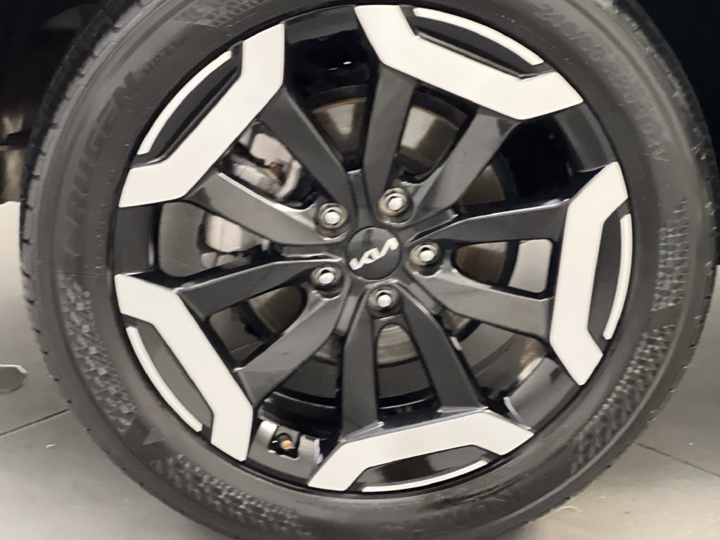 Used 2025 Kia Telluride S FWD image 84