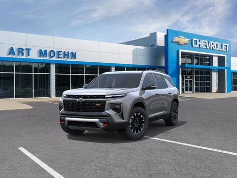 New 2026 Chevrolet Traverse Z71 w/ LPO, Floor Liner Package image 8