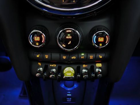 Used 2022 MINI Cooper SE image 33