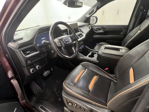 Used 2023 GMC Yukon AT4 AWD/4WD image 5